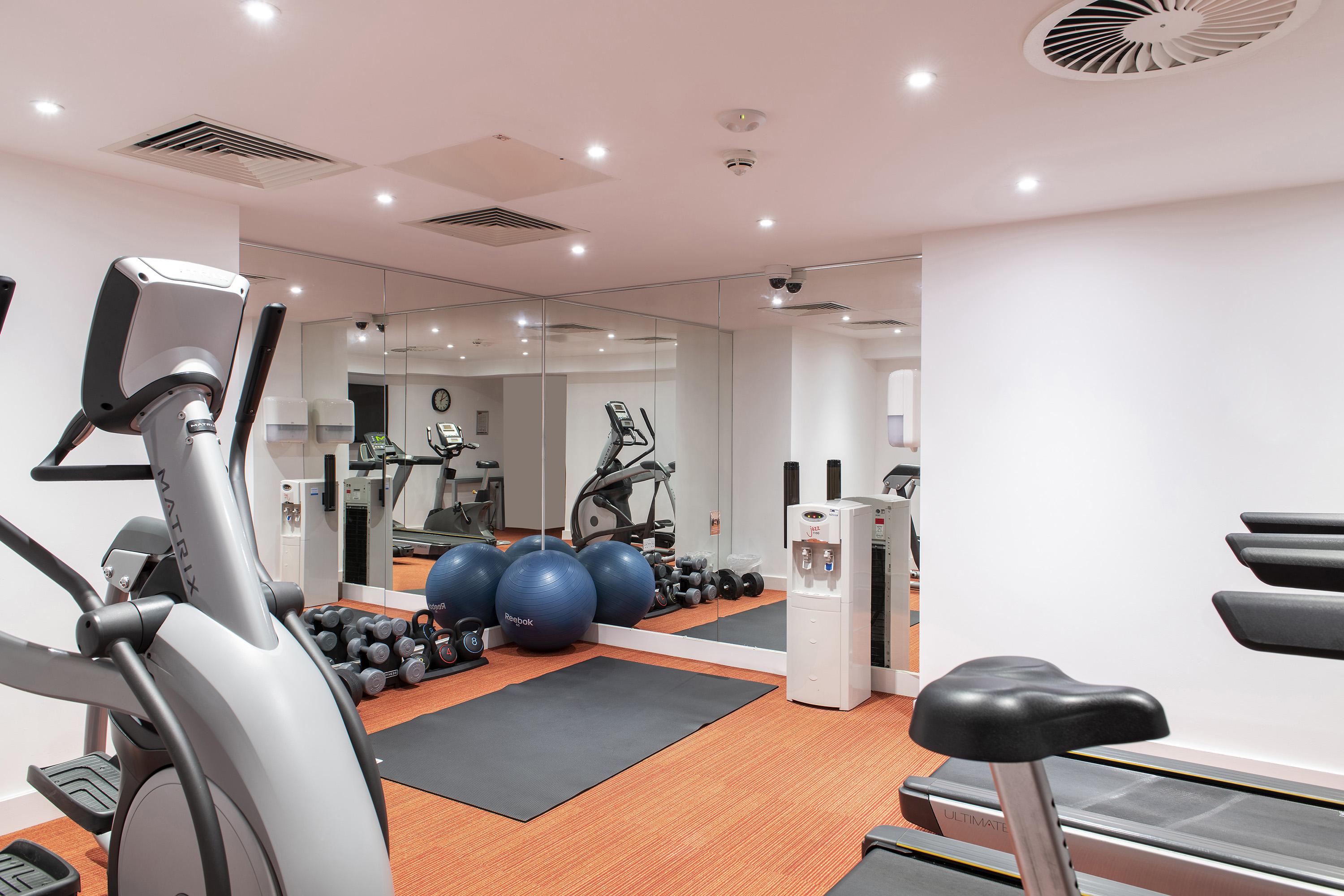 Cove Minshull Street Отель