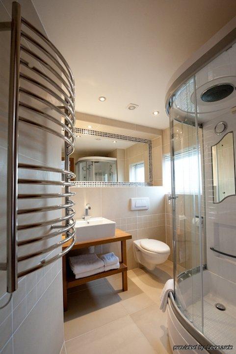 Cove Minshull Street Отель 4*
