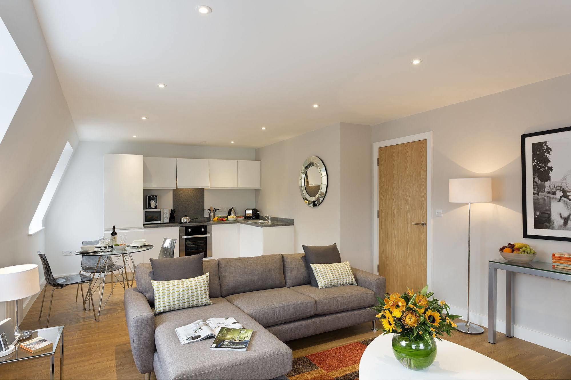 Cove Minshull Street Hotel 4*